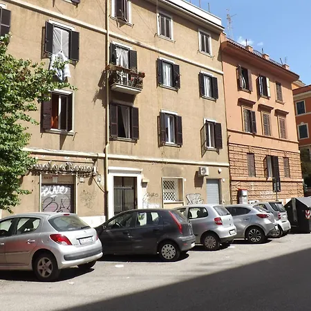 Apartment Nido Di Roma Suite, Jacuzzi King Size, Metro C Exterior photo